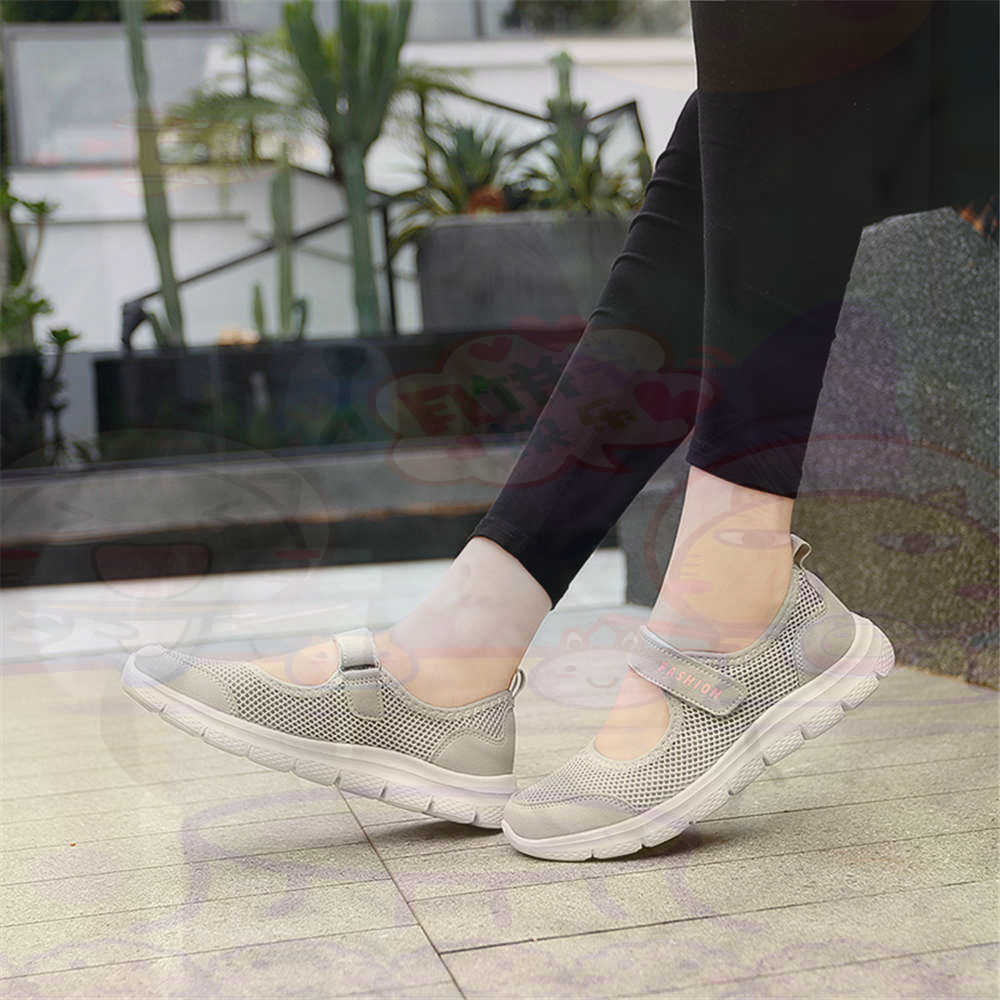Travel Accessories For Women Gift Ideas - Sepatu Tenis Wanita Jaring Nomor 40